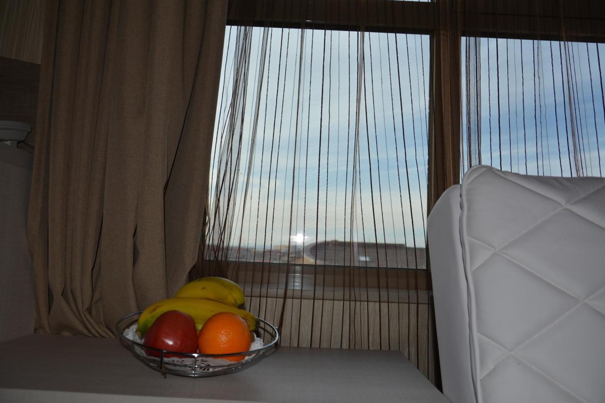 Albert Hotel Ploieşti Rum bild